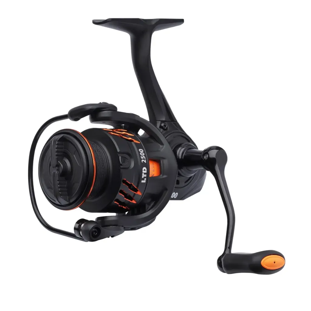 [1631591] Savage Gear Orange LTD 2500 FD